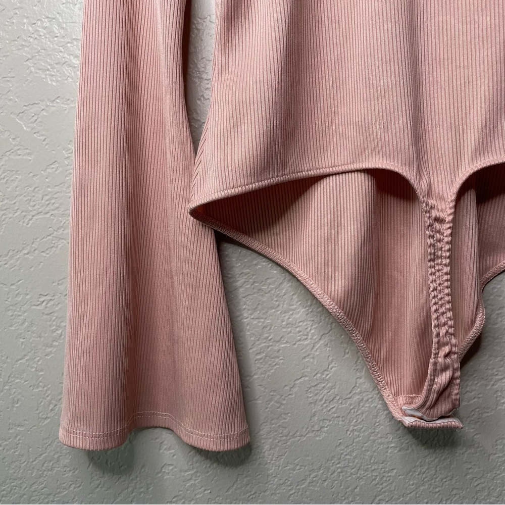 Intimately Free People Rose Charli Ribbed Flare Sleeve Bodysuit Plunge V-neck - Picture 9 of 15